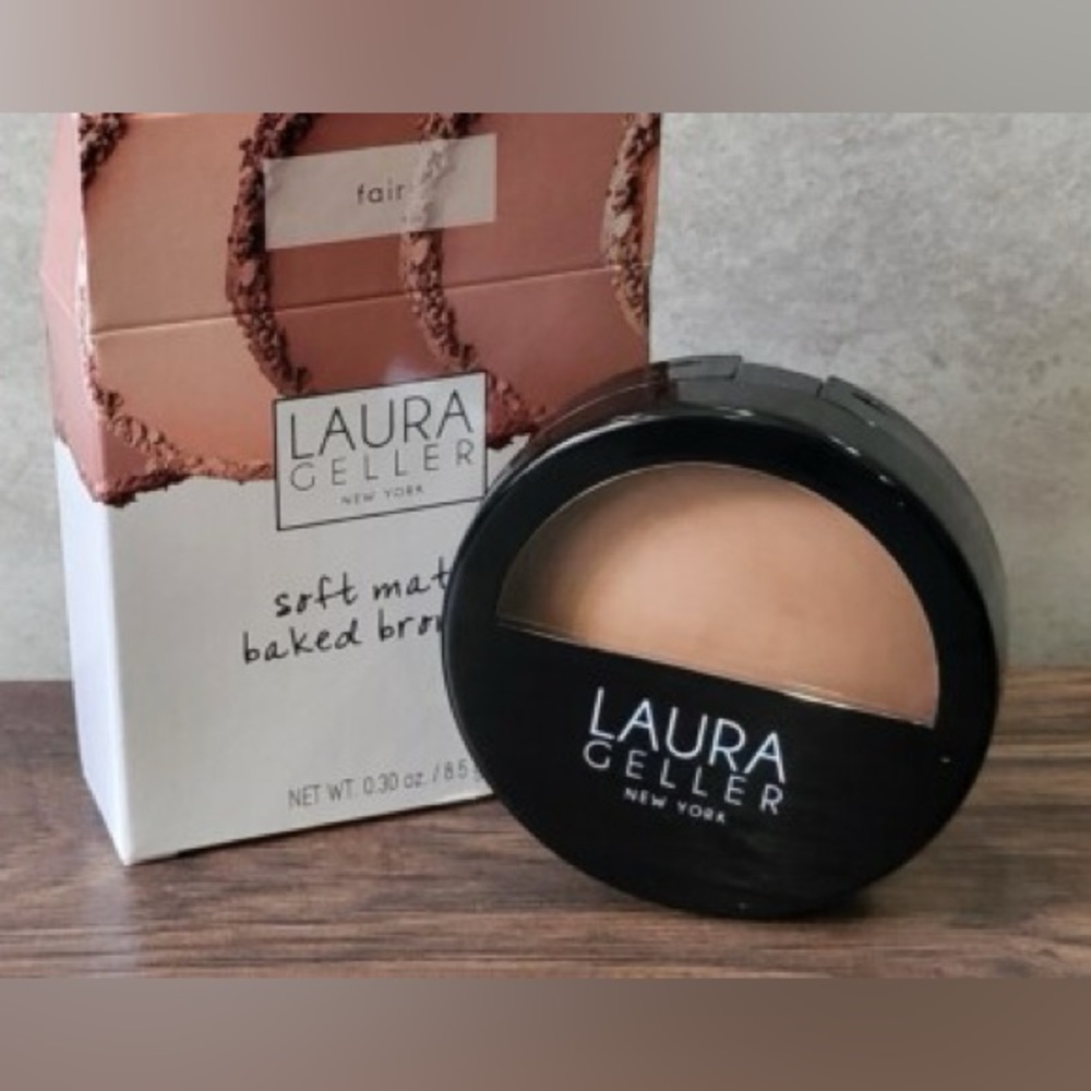 ✨HP✨ Laura Geller Soft Matte Baked Bronzer - Fair NIB